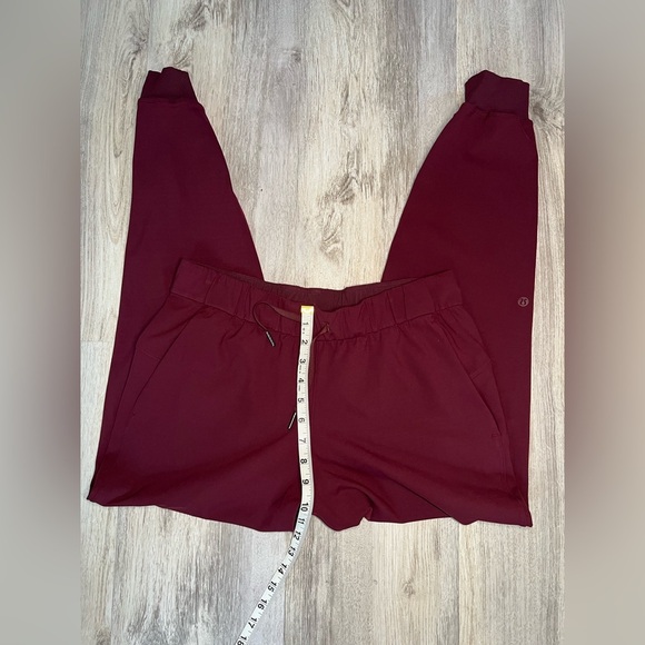 Lululemon‎ Jogger Warm Up Pants Burgundy Size 8 - Picture 7 of 9